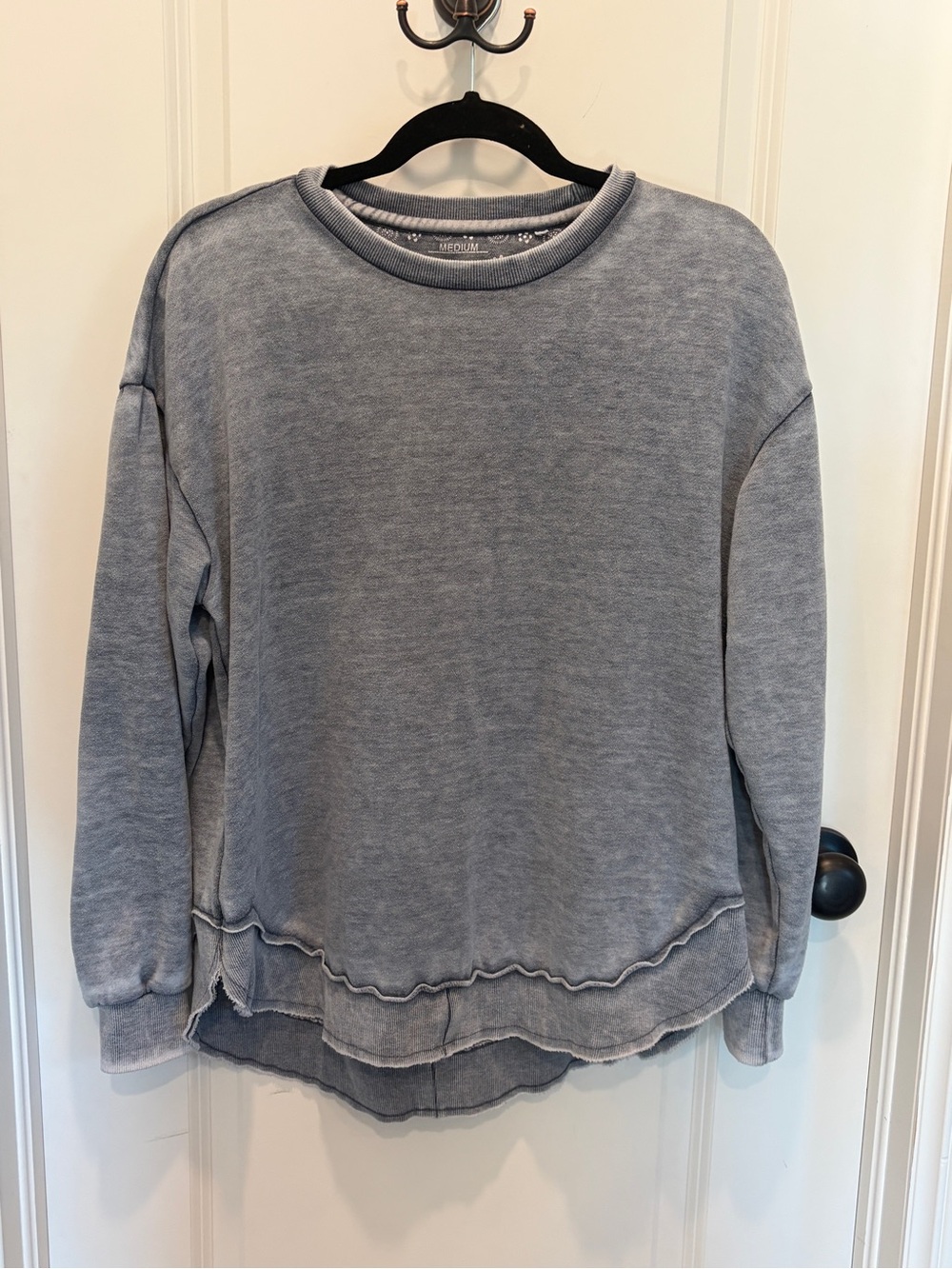 Washed Blue Crewneck Women medium